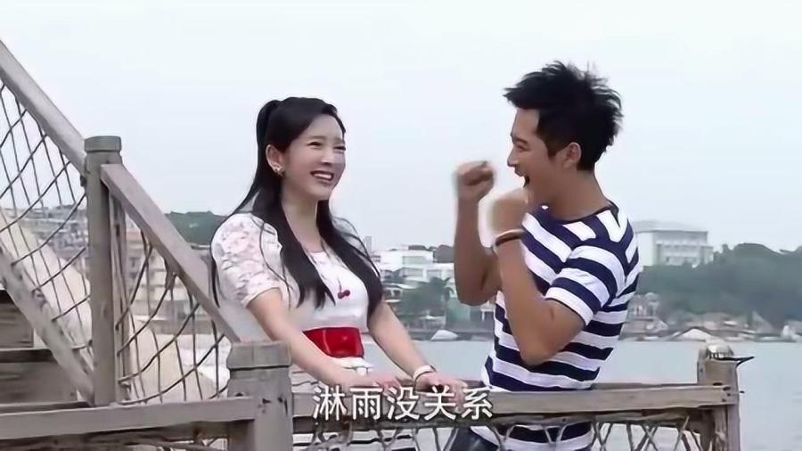 地下党员奉命传递情报，见到接头人后：爸，你比我藏得深